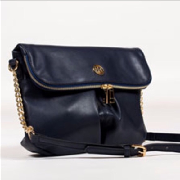 1leftBoutique-Tracy Negoshian navy crossbody-Chris - Picture 7 of 8